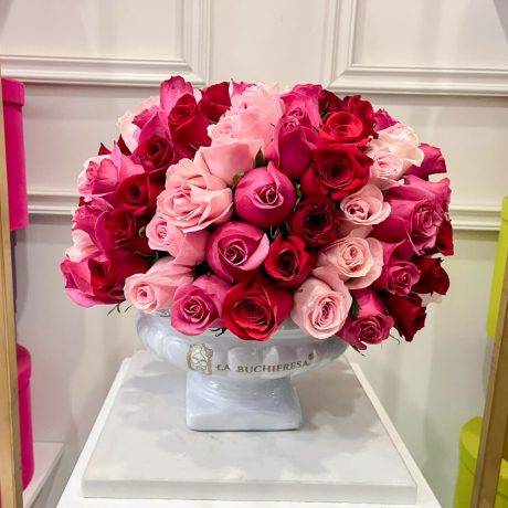 Arreglo en forma de esfera de 100 rosas rojas