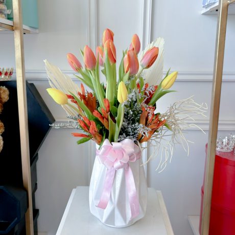Buchi _TULIPS IN CERAMICS_ orange & yellow 15